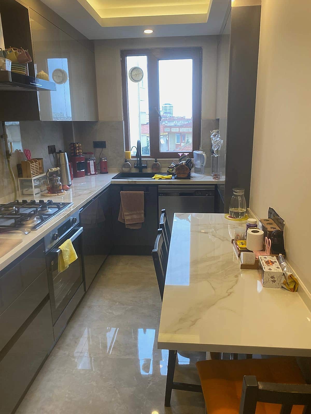 maltepe-akrilik-mutfak-dolabi