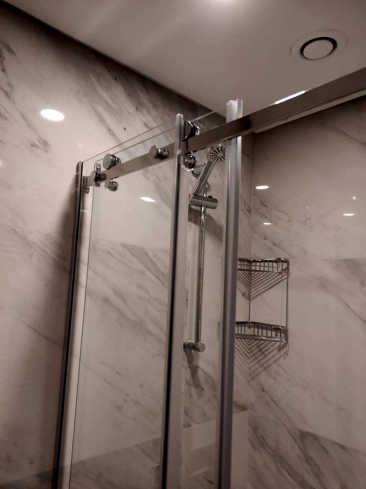 umraniye-citasiz-dusakabin